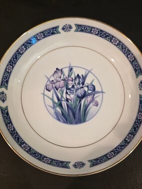 Seizan Fine China " Irene" Soup/ Salad 7.5"×1.5" Bowl Pattern 8002